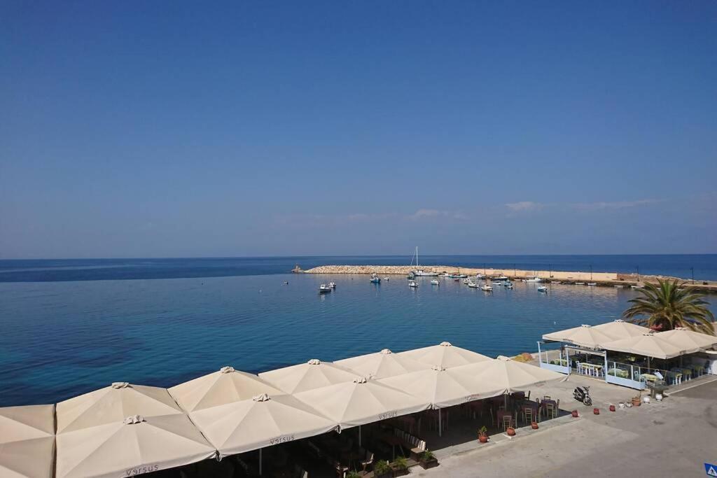Koroni Mare -Sea View Apartment/Διαμέρισμα Με Θέα Στην Θάλασσα Esterno foto